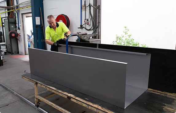 baggage lockers for Broome Airport